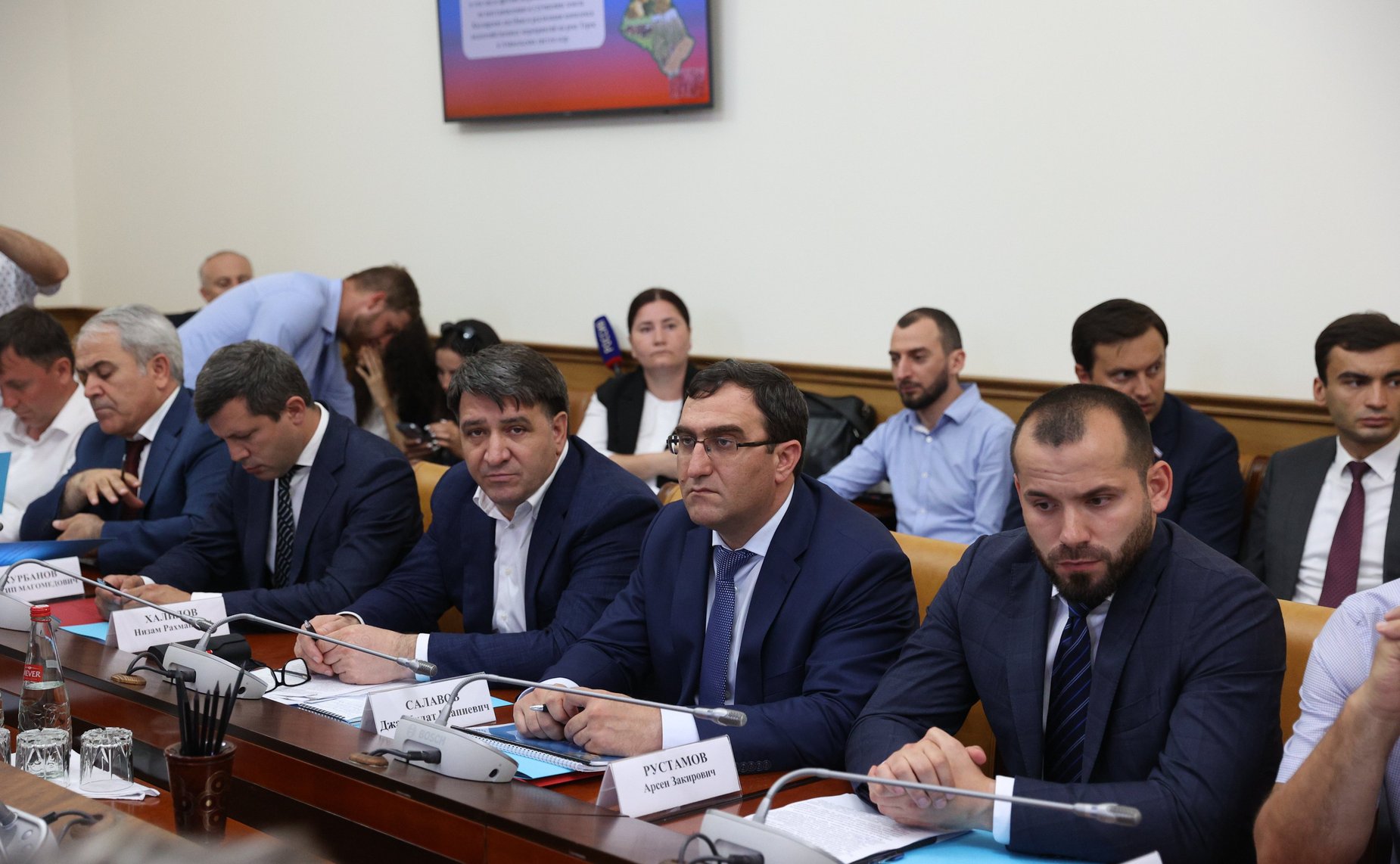 Совещание «О первоочередных задачах социально-экономического развития Республики Дагестан»