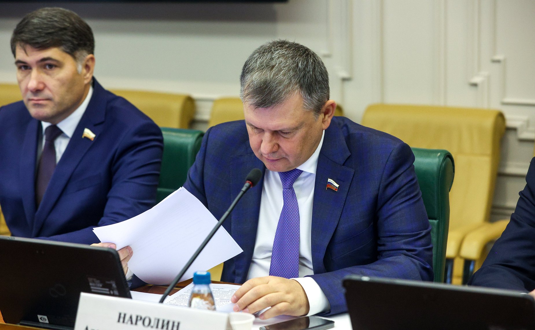 Александр Наролин