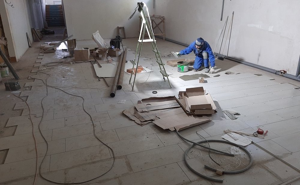 Сергей Мартынов в рамках работы в регионе ознакомился с ходом капитального ремонта школ в селе Зашижемье и деревне Лажъял