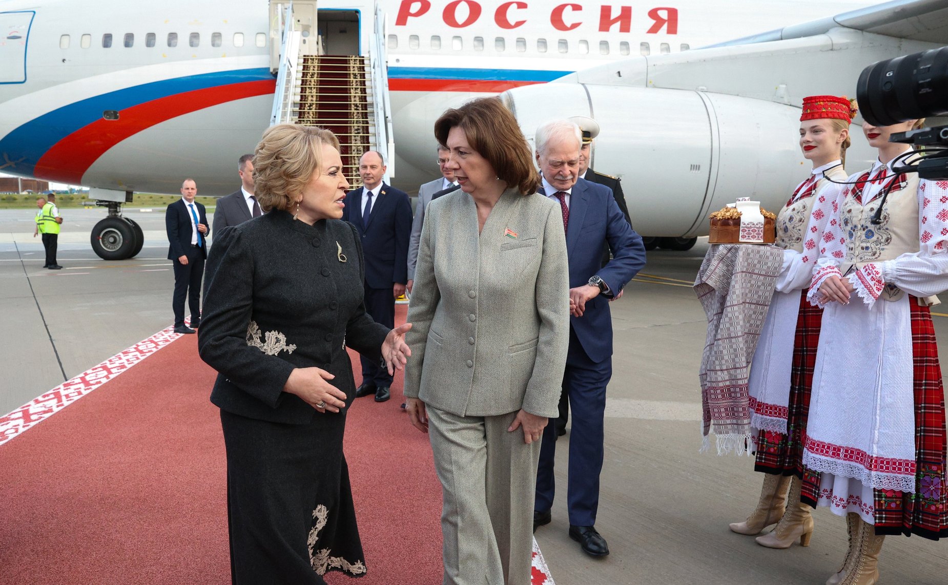 Валентина Матвиенко прибыла в Минск для участия в мероприятиях XIII Форума регионов Беларуси и России