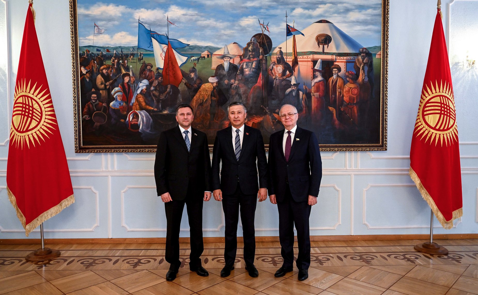 Встреча заместителя председателя Комитета СФ по международным делам Фарита Мухаметшина с заместителем Торага Жогорку Кенеш КР Нурланбеком Азыгалиевым