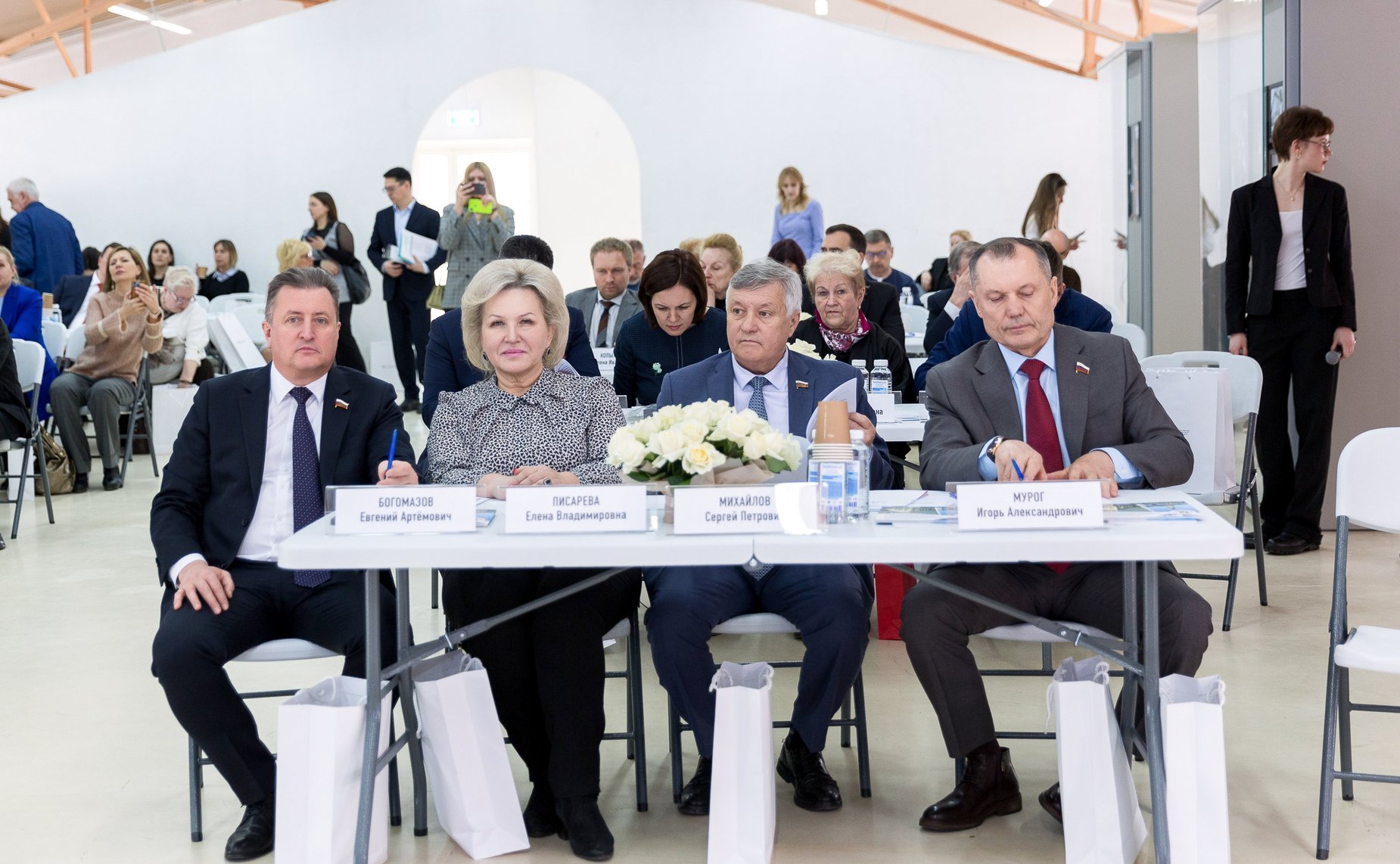 Круглый стол Комитета СФ по науке, образованию и культуре «Роль реставрационных учреждений в сохранении памятников истории и культуры»