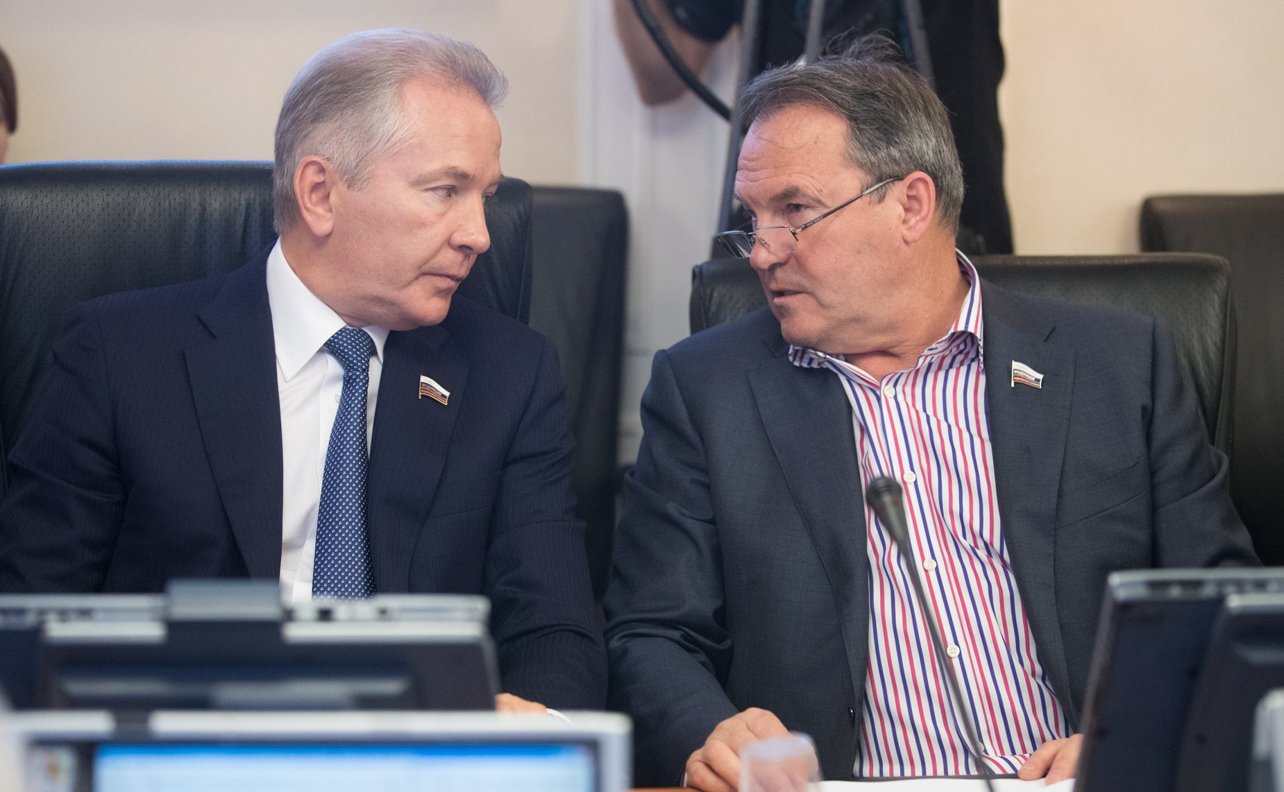 В. Пономарев и И. Морозов