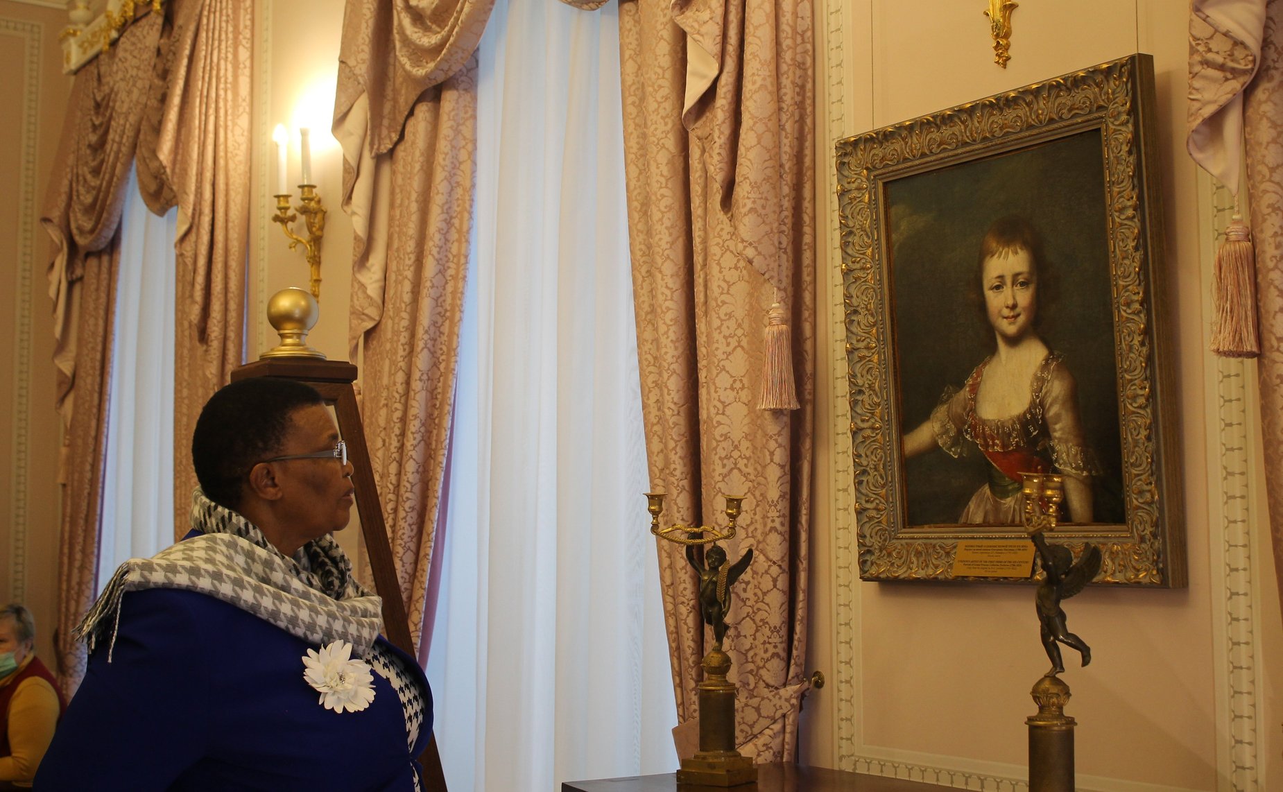 Делегация Зимбабве во главе с председателем Сената Парламента Республики Мейбл Чиномоной посетила Тверскую область. Поездка прошла в рамках официального визита в Россию, состоявшегося по приглашению Председателя СФ Валентины Матвиенко