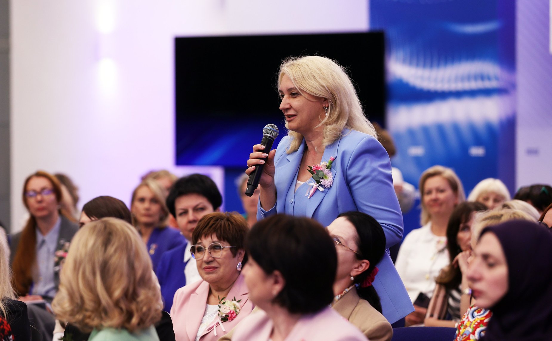 Валентина Матвиенко провела встречу с женщинами, которые примут участие в выборах депутатов Государственной Думы, законодательных органов власти регионов и органов местного самоуправления