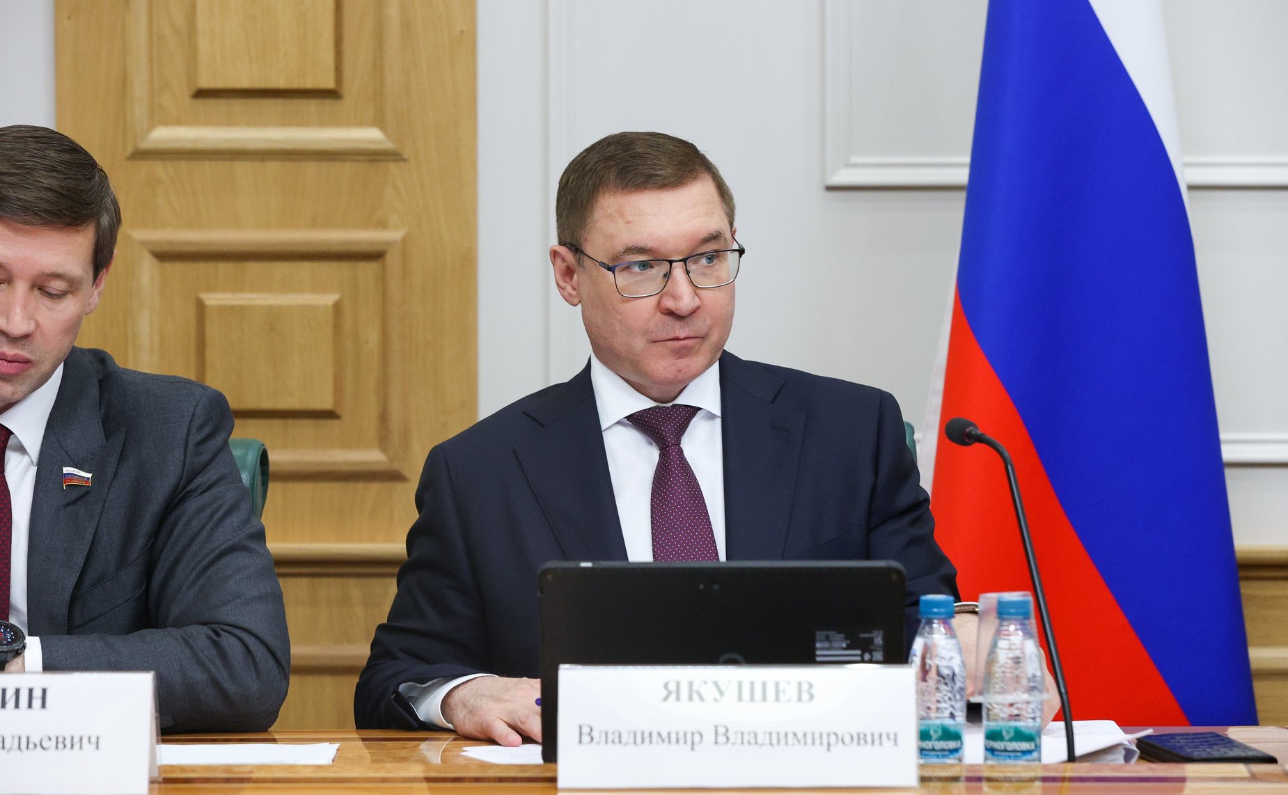 Владимир Якушев