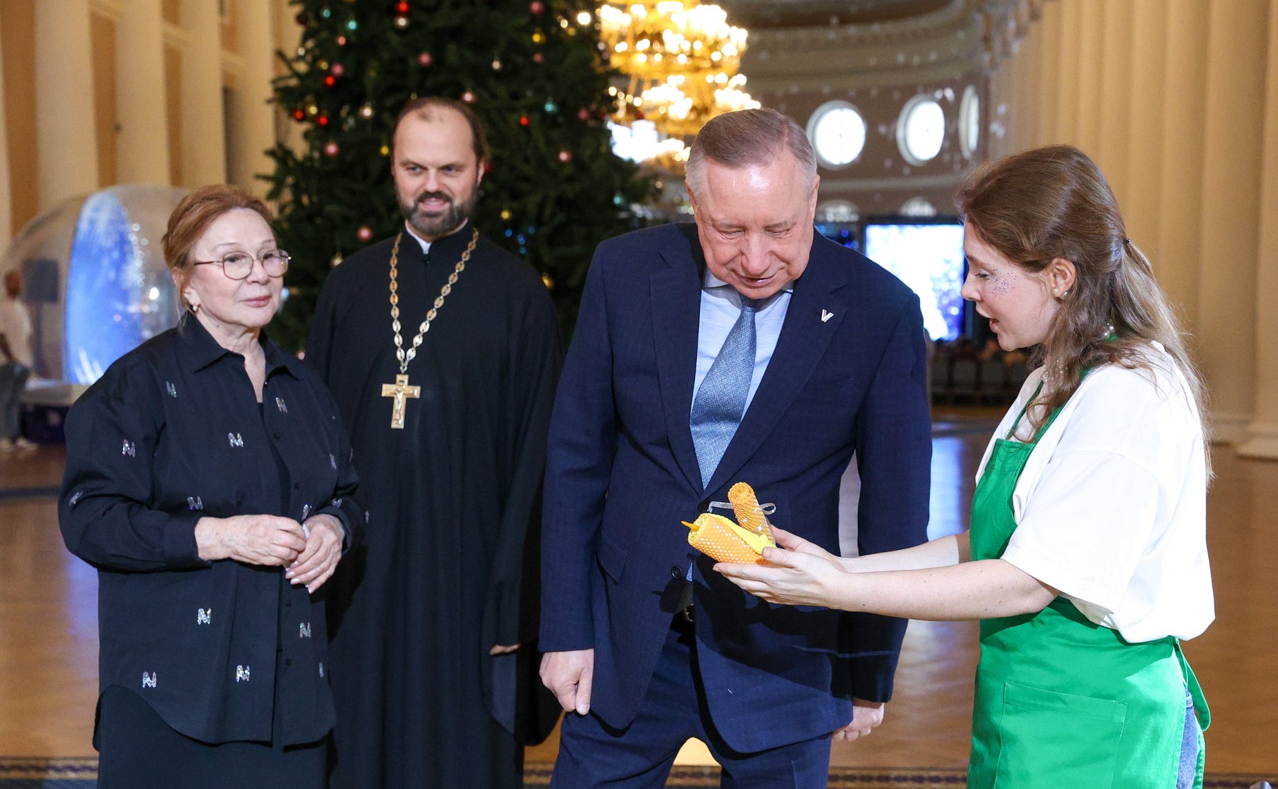 По инициативе Валентины Матвиенко в Таврическом дворце Санкт-Петербурга организована Рождественская елка для детей участников СВО