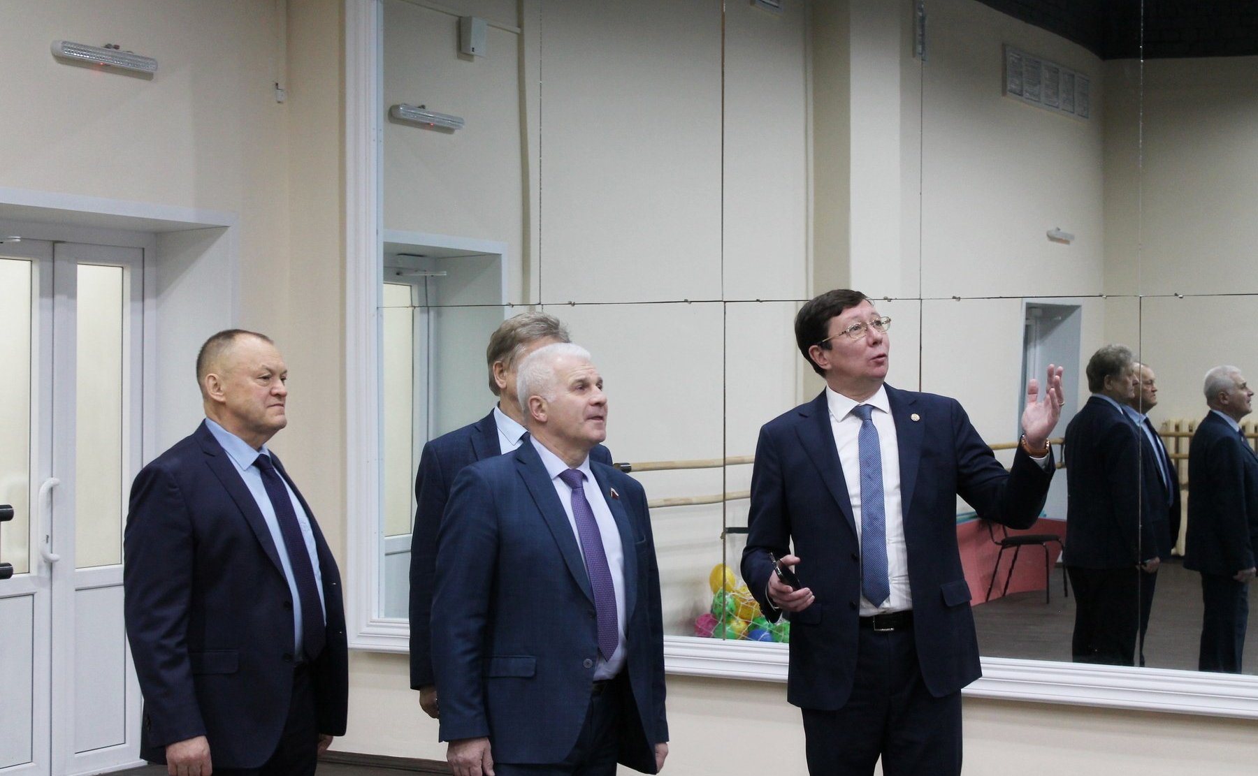 Сергей Мартынов в ходе поездки в регион посетил Дом национальных культур в Йошкар-Оле
