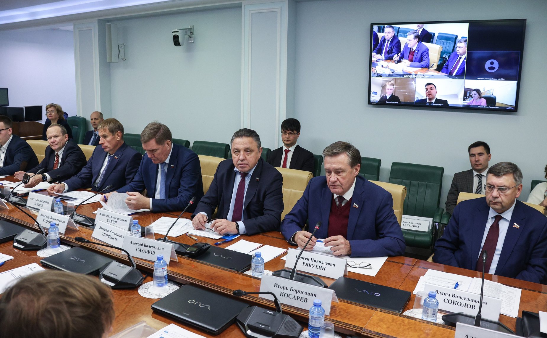 Совещание Комитета СФ по Регламенту и организации парламентской деятельности совместно с Комитетом СФ по бюджету и финансовым рынкам «Об установлении обязательных требований к обороту метилового спирта (метанола)»