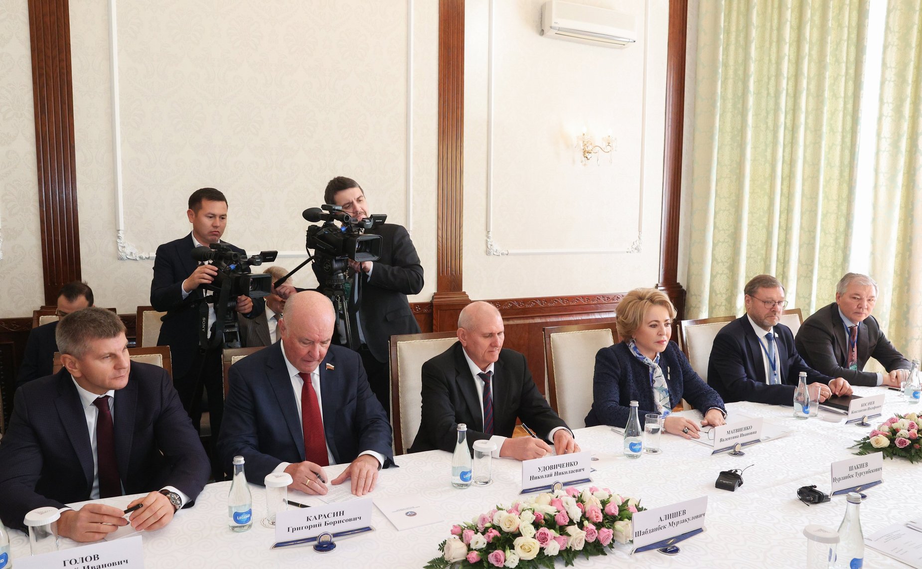 Встреча Председателя Совета Федерации Валентины Матвиенко с Председателем Жогорку Кенеша Киргизской Республики Нурланбеком Шакиевым