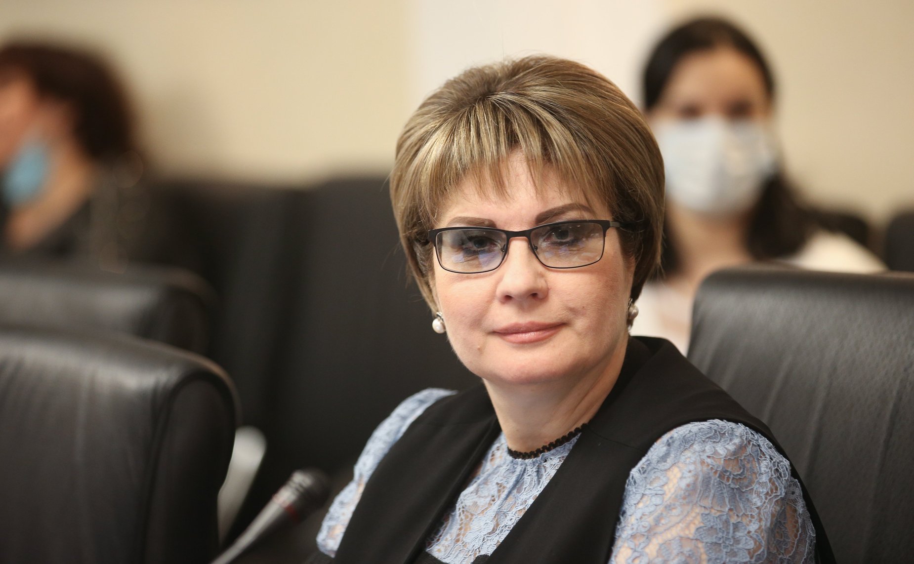 Елена Грешнякова