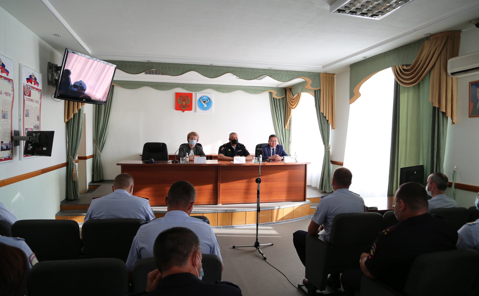 Татьяна Гигель в рамках работы в регионе встретилась с личным составом министерства внутренних дел по Республике Алтай