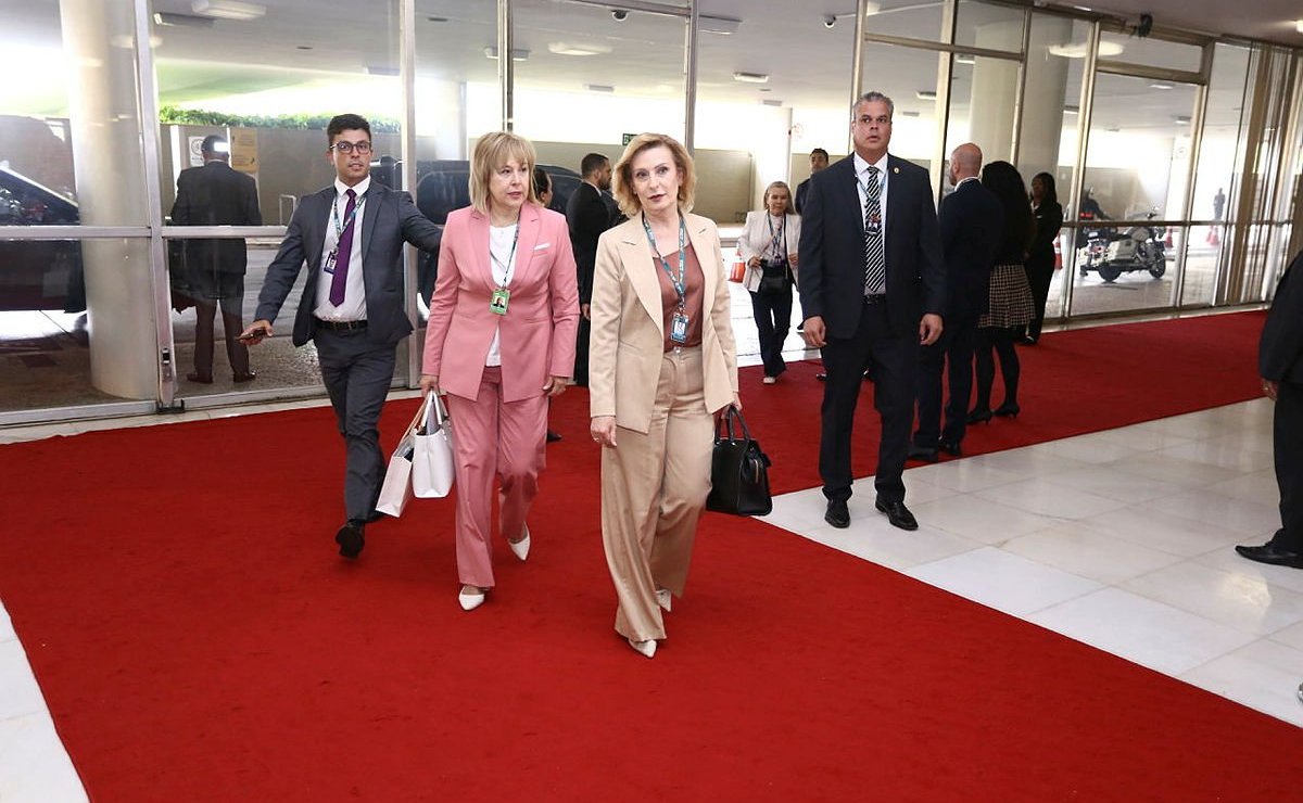 Делегация Совета Федерации принимает участие в 11-м Парламентском форуме БРИКС в Бразилии