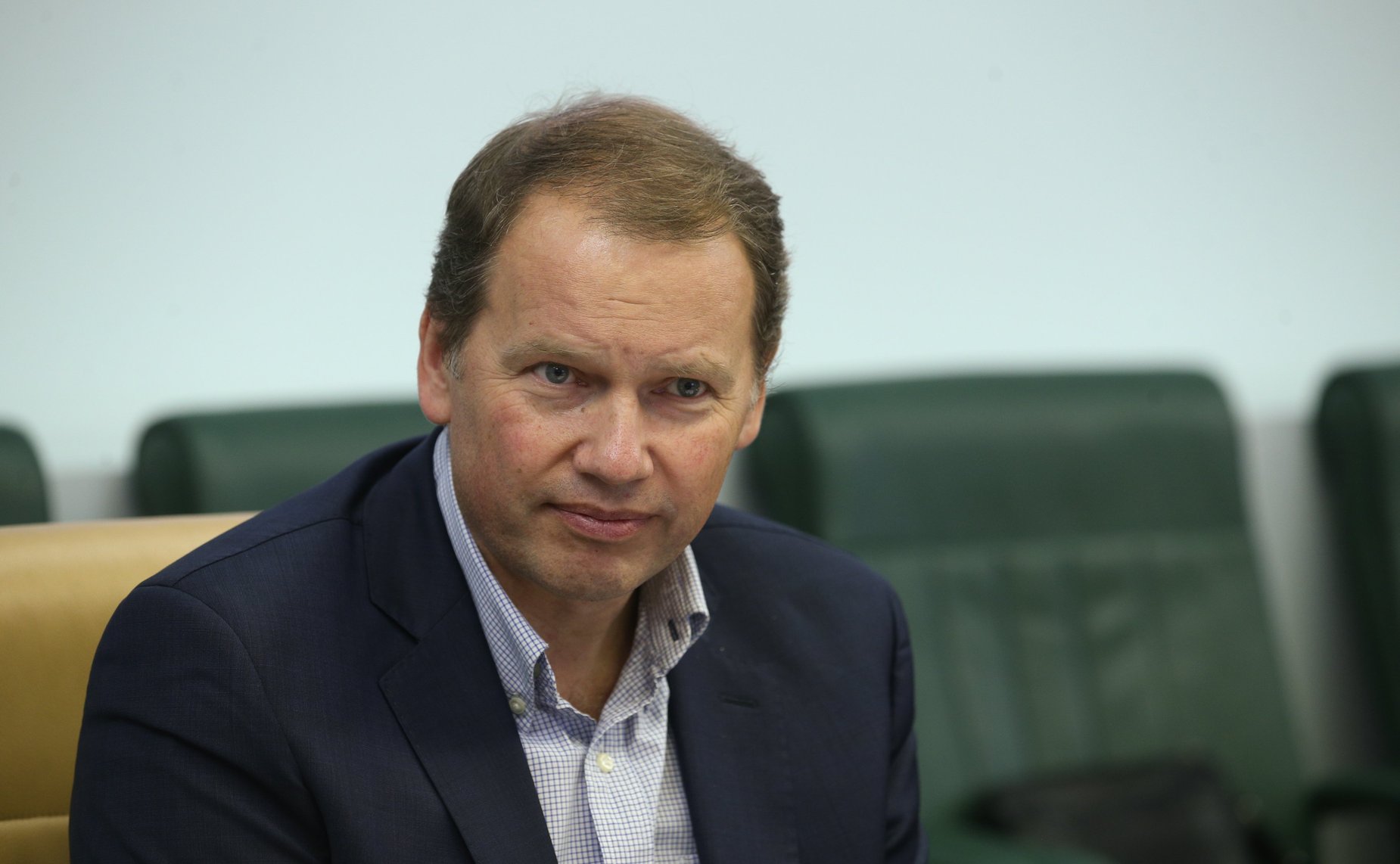 Заместитель председателя Комитета СФ по бюджету и финансовым рынкам Андрей Епишин провел рабочую встречу с представителями предприятий-поставщиков авиационной промышленности