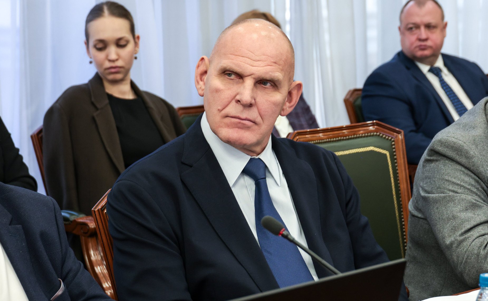 Александр Карелин