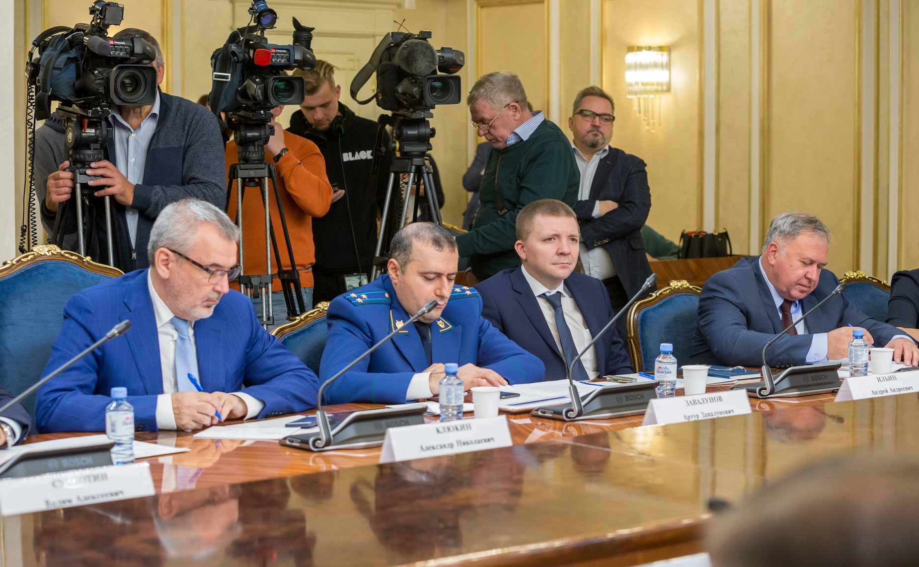 Заседание Временной комиссии СФ по защите государственного суверенитета и предотвращению вмешательства во внутренние дела РФ