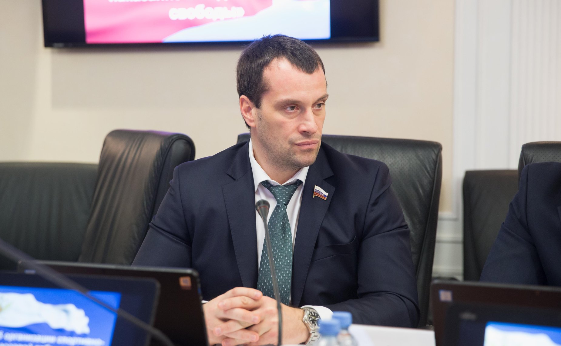 Эдуард Исаков