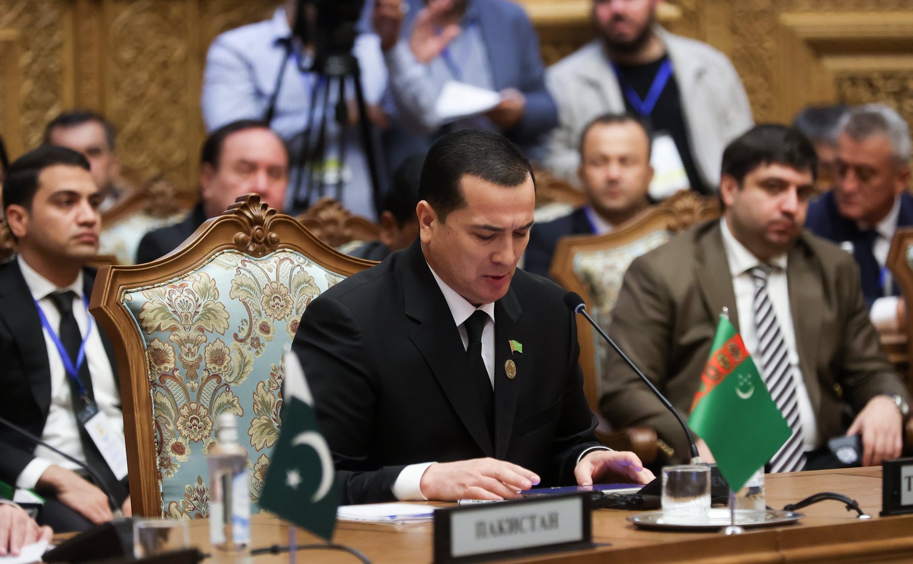 Пленарное заседание Международной межпарламентской конференции «30-летие Конституции Республики Таджикистан»