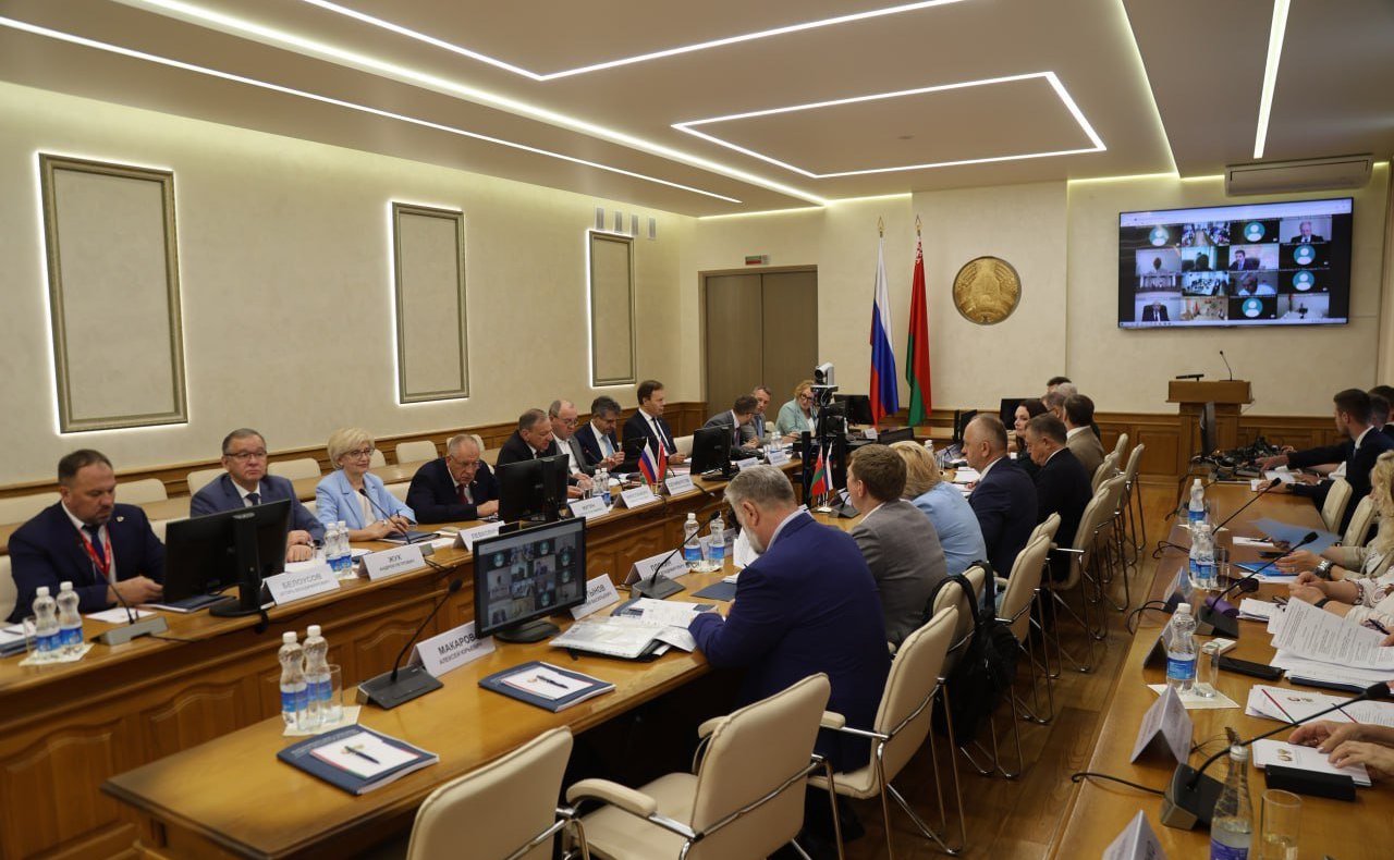 Ольга Щетинина приняла участие в работе совместного заседания Комиссии Парламентского Собрания Союза Беларуси и России по бюджету, налогам и финансовому рынку, Комиссии ПС по экономической политике и Комиссии ПС по промышленности и торговле