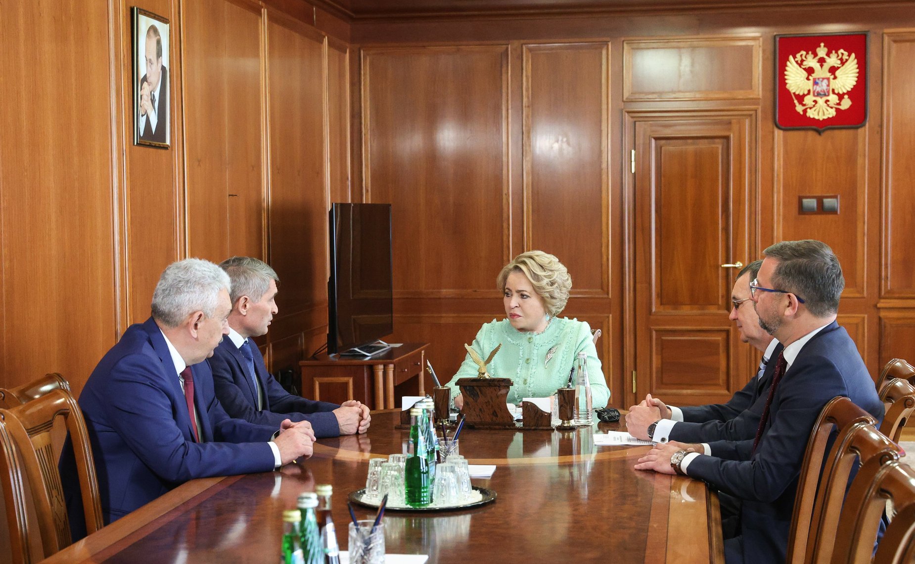 Валентина Матвиенко провела встречу с руководством Чувашской Республики