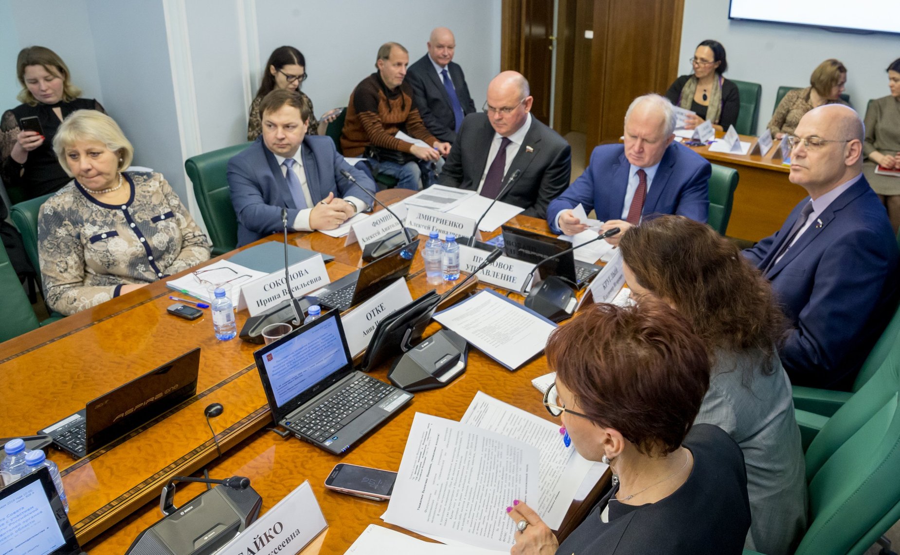 Расширенное заседание Комитета СФ по социальной политике с участием Министра труда и социальной защиты РФ М.Топилина и представителей органов государственной власти Пензенской области