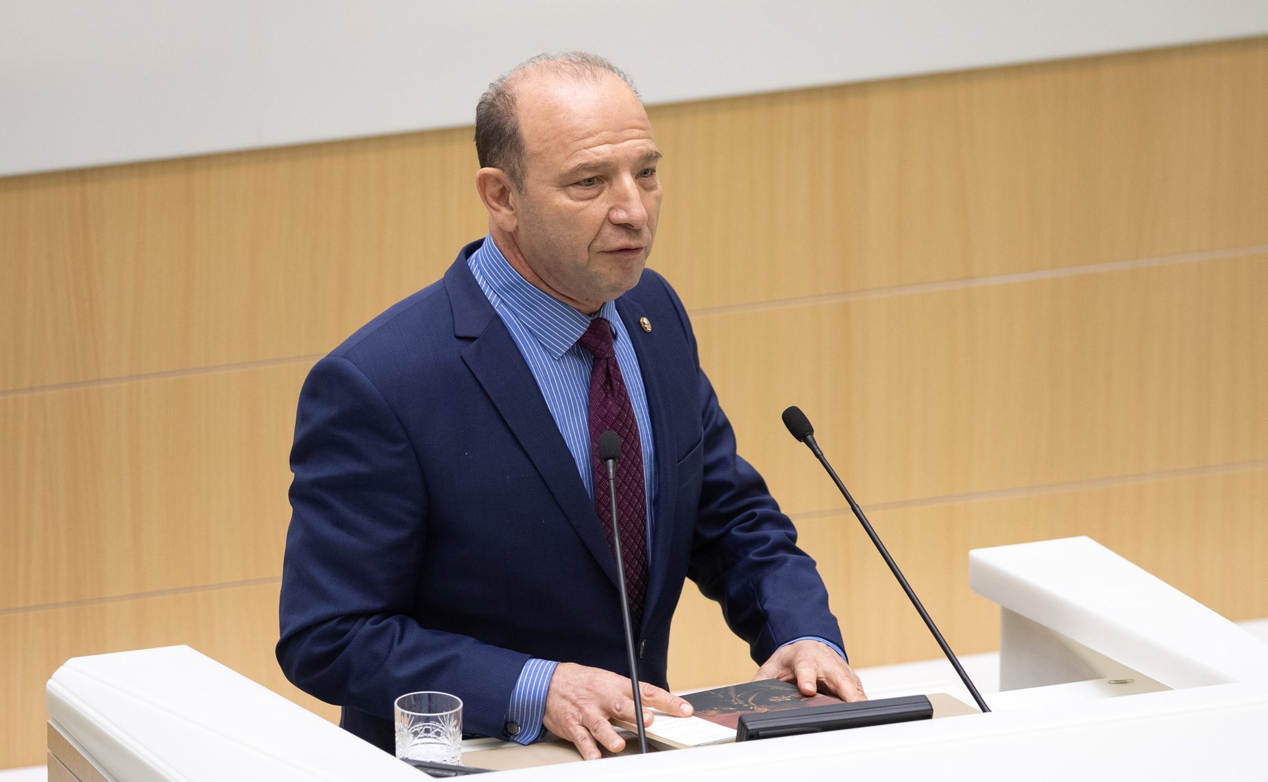 Владимир Квинт