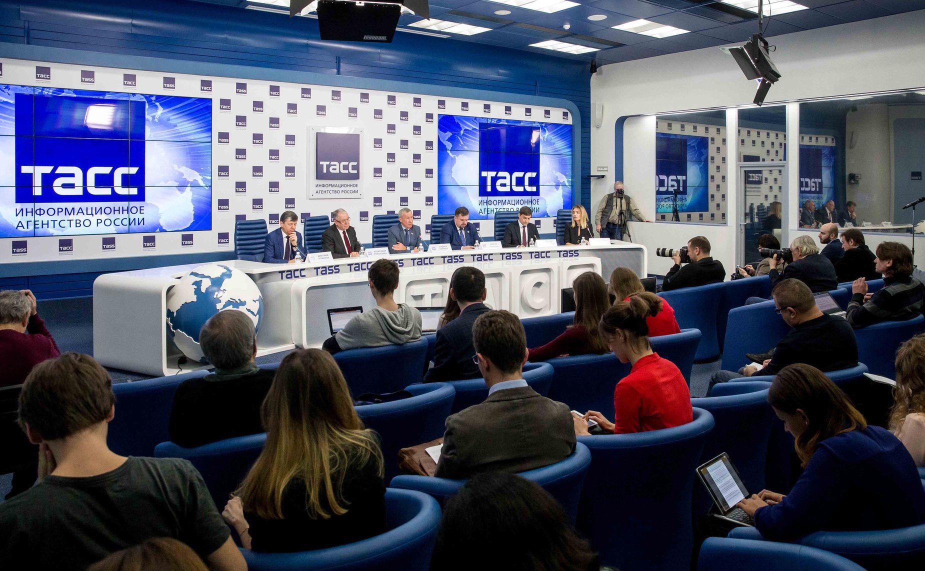 Пресс-конференция, посвященная докладу Временной комиссии СФ по защите государственного суверенитета и предотвращению вмешательства во внутренние дела РФ