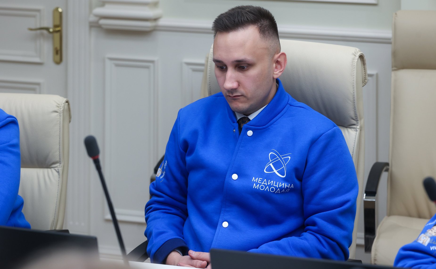 Круглый стол Комитета СФ по социальной политике «Актуальные вопросы совершенствования мер поддержки молодых специалистов, работающих в сфере здравоохранения (в рамках проекта «Всероссийская научная школа «Медицина молодая»)»