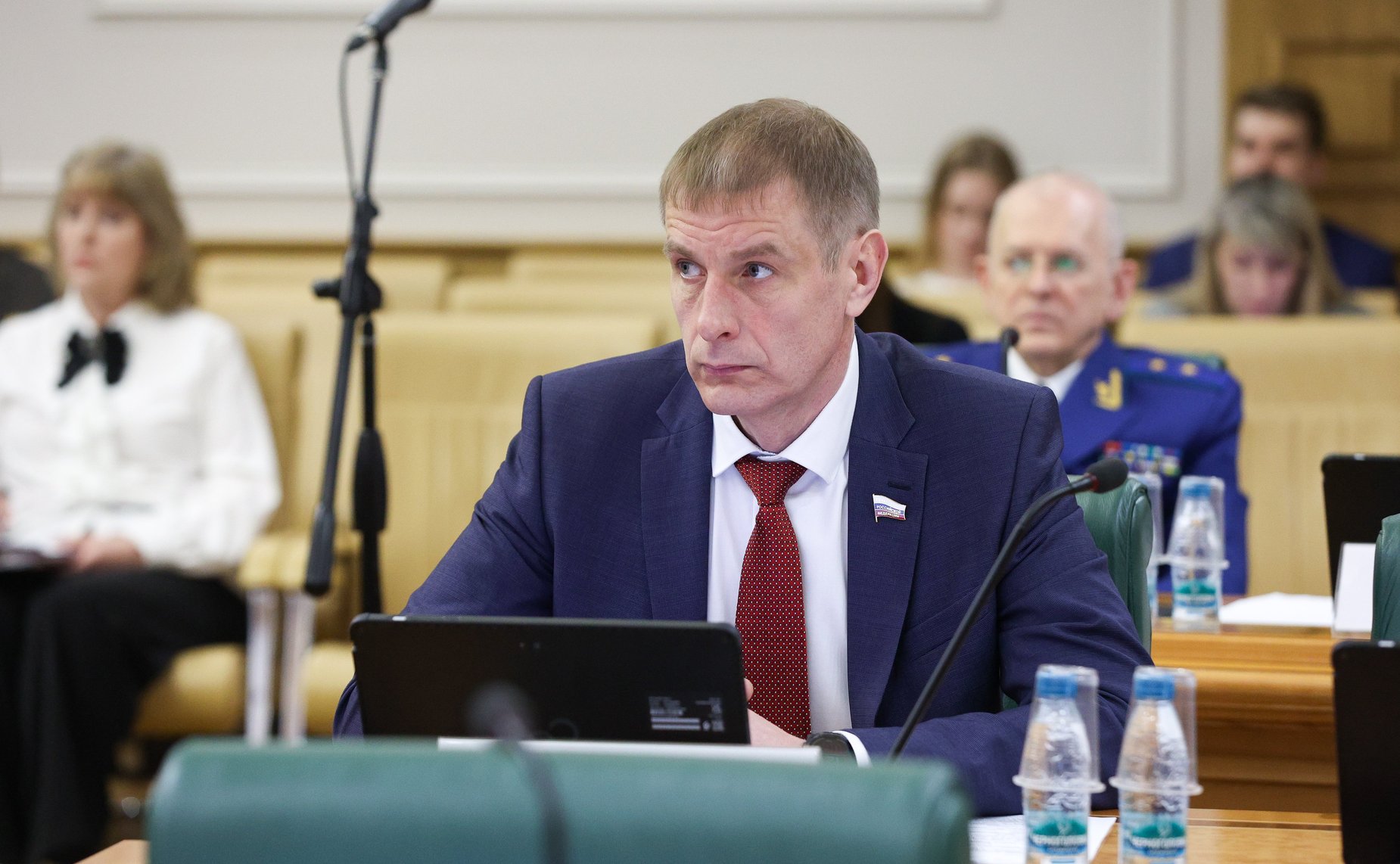 Олег Земцов