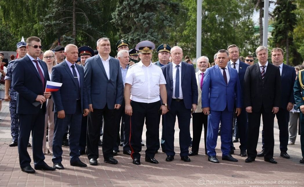 Сергей Рябухин в Ульяновской области принял участие в мероприятиях, посвященных Дню государственного флага России