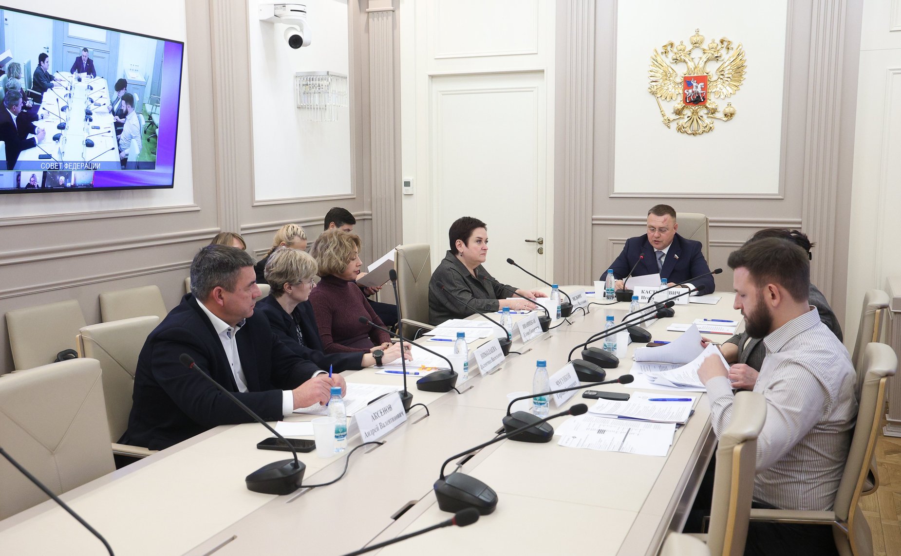 Совещание Комитета СФ по социальной политике, посвященное вопросам правового регулированию отношений в сфере социальной защиты и социального обслуживания граждан, проживающих на территориях ДНР, ЛНР, Запорожской и Херсонской областей