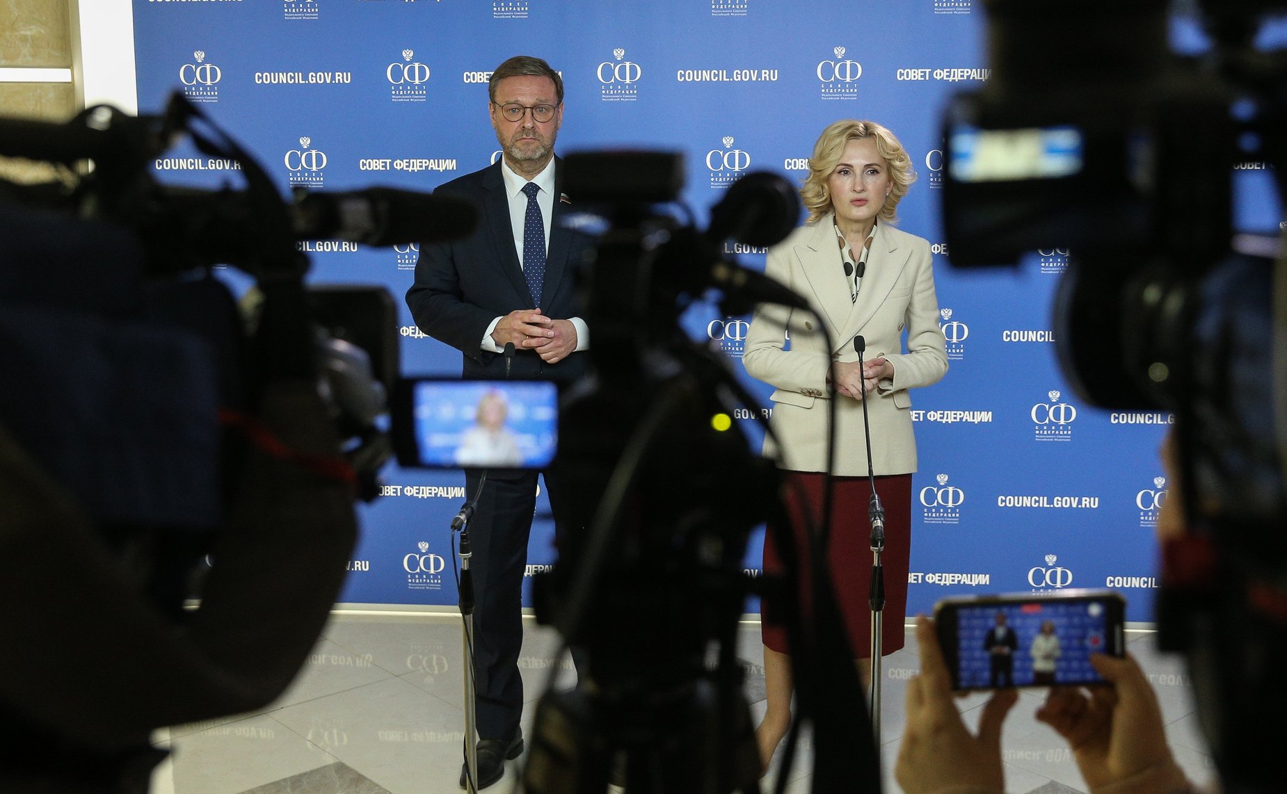 Константин Косачев и Ирина Яровая