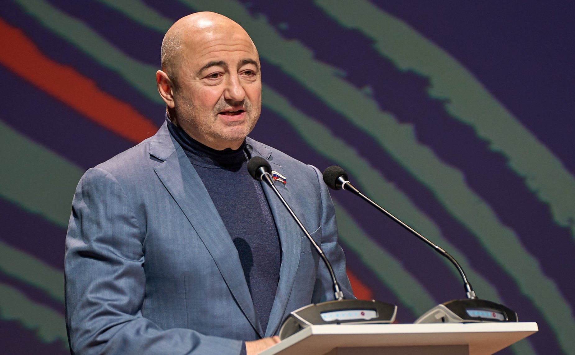 Александр Вайнберг поздравил с 35-летним юбилеем сотрудников Федеральной налоговой службы Российской Федерации