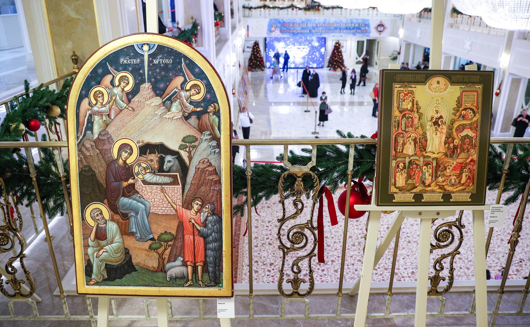 Выставка восстановленных икон Донбасса из Свято-Петропавловского кафедрального собора