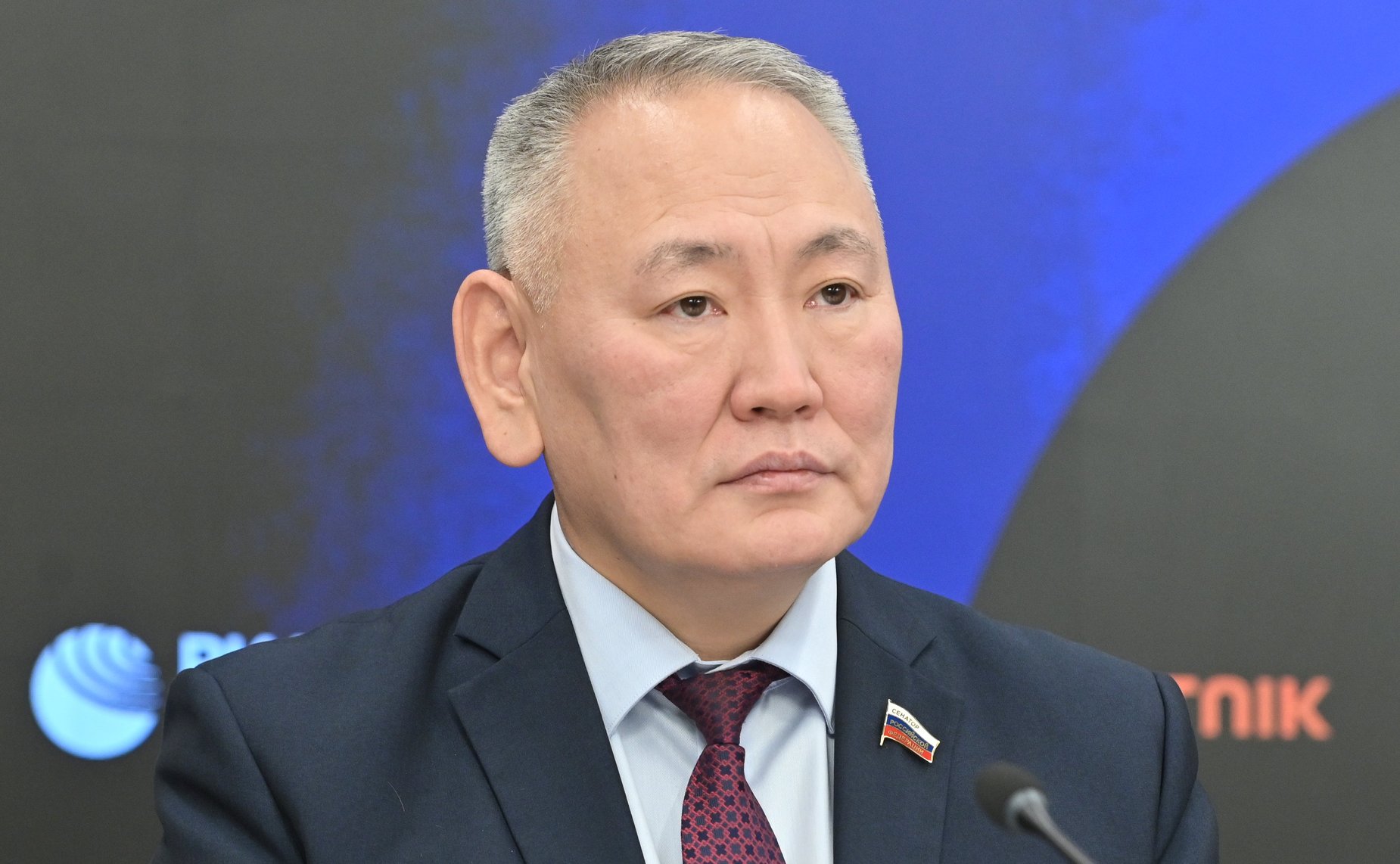 В пресс-центре медиагруппы «Россия сегодня» Сахамин Афанасьев принял участие в пресс-конференции, посвященной вопросам развития Арктики