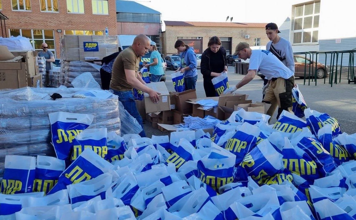 Елена Афанасьева продолжает организовывать встречи с оренбуржцами, пострадавшими от паводка, и оказывать необходимую помощь