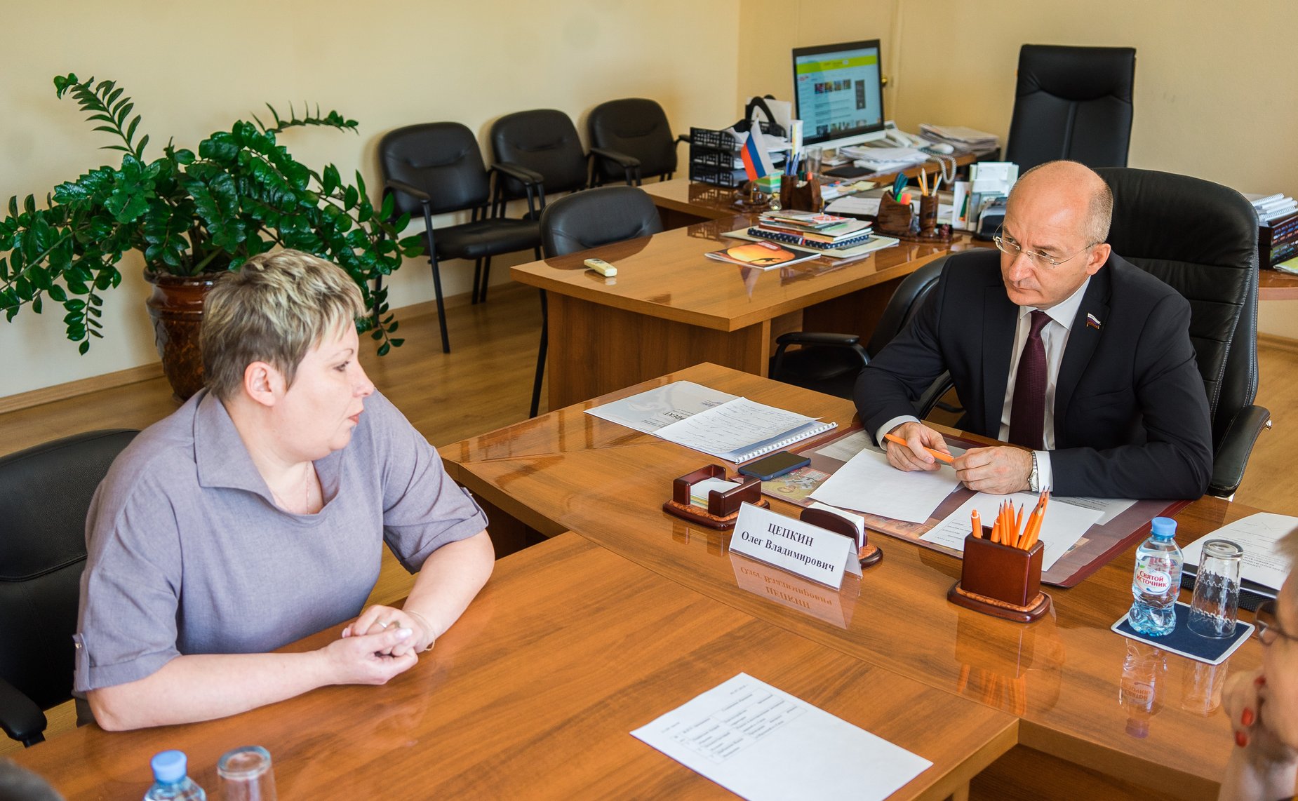 Олег Цепкин обсудил с жителями проблемные вопросы благоустройства территорий