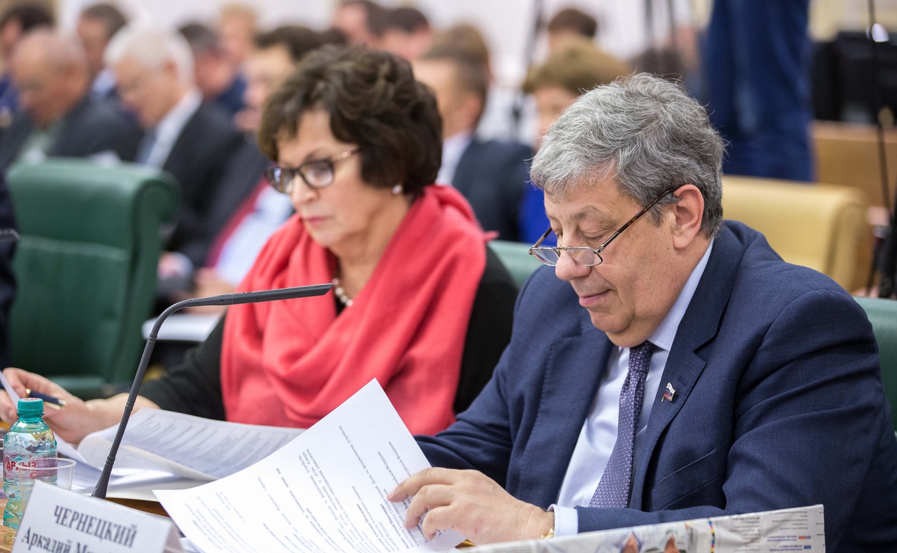 В. Чернецкий и Е. Лахова