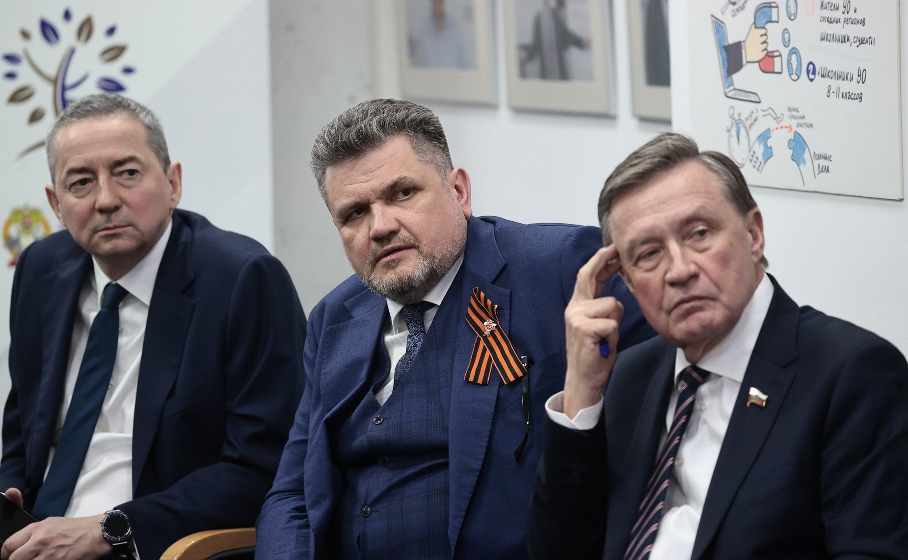 Сенаторы провели встречу с участниками проекта Герои Сибирской земли