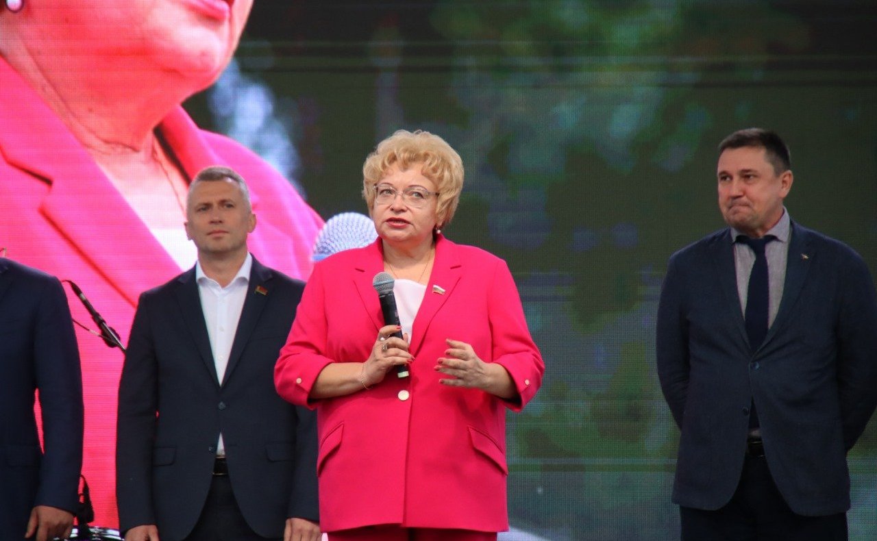 Оксана Хлякина приняла участие в праздничных мероприятиях, посвященных Дню города Задонска и Задонского района