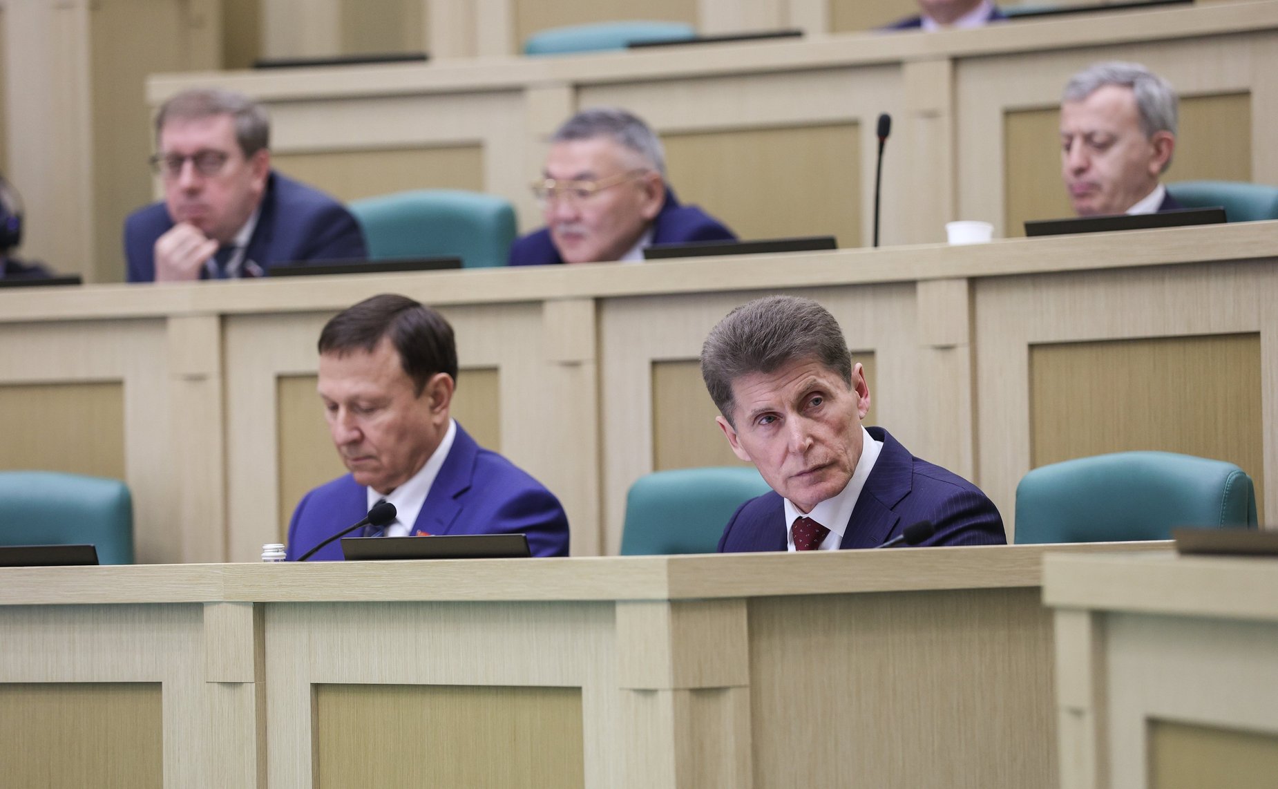 Губернатор Приморского края Олег Кожемяко и председатель краевого Законодательного Собрания Александр Ролик