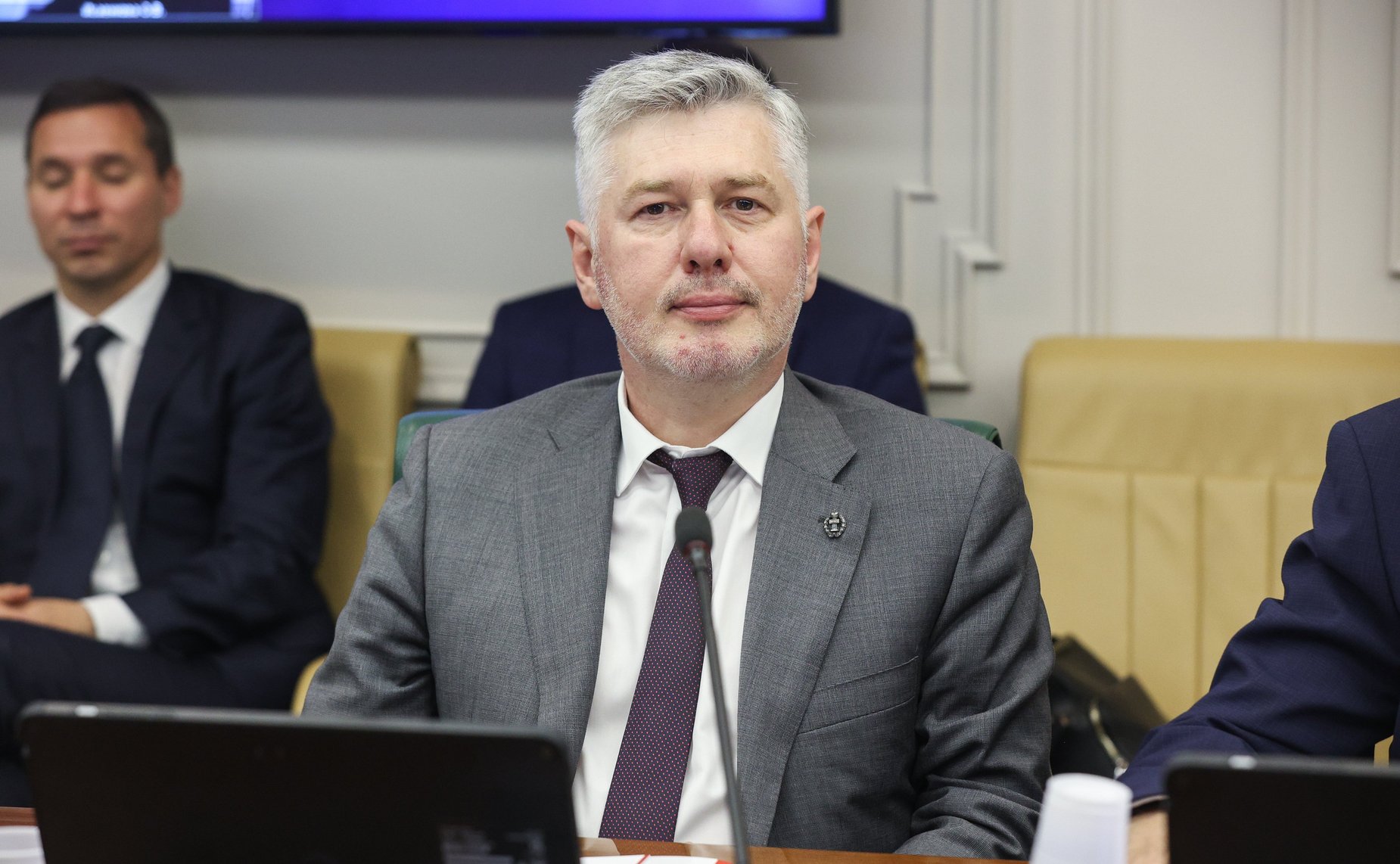 Круглый стол Комитета Совета Федерации по конституционному законодательству и государственному строительству на тему «Проблемы качества оказания юридических услуг: квалифицированное юридическое представительство и адвокатура. Пути взаимодействия»