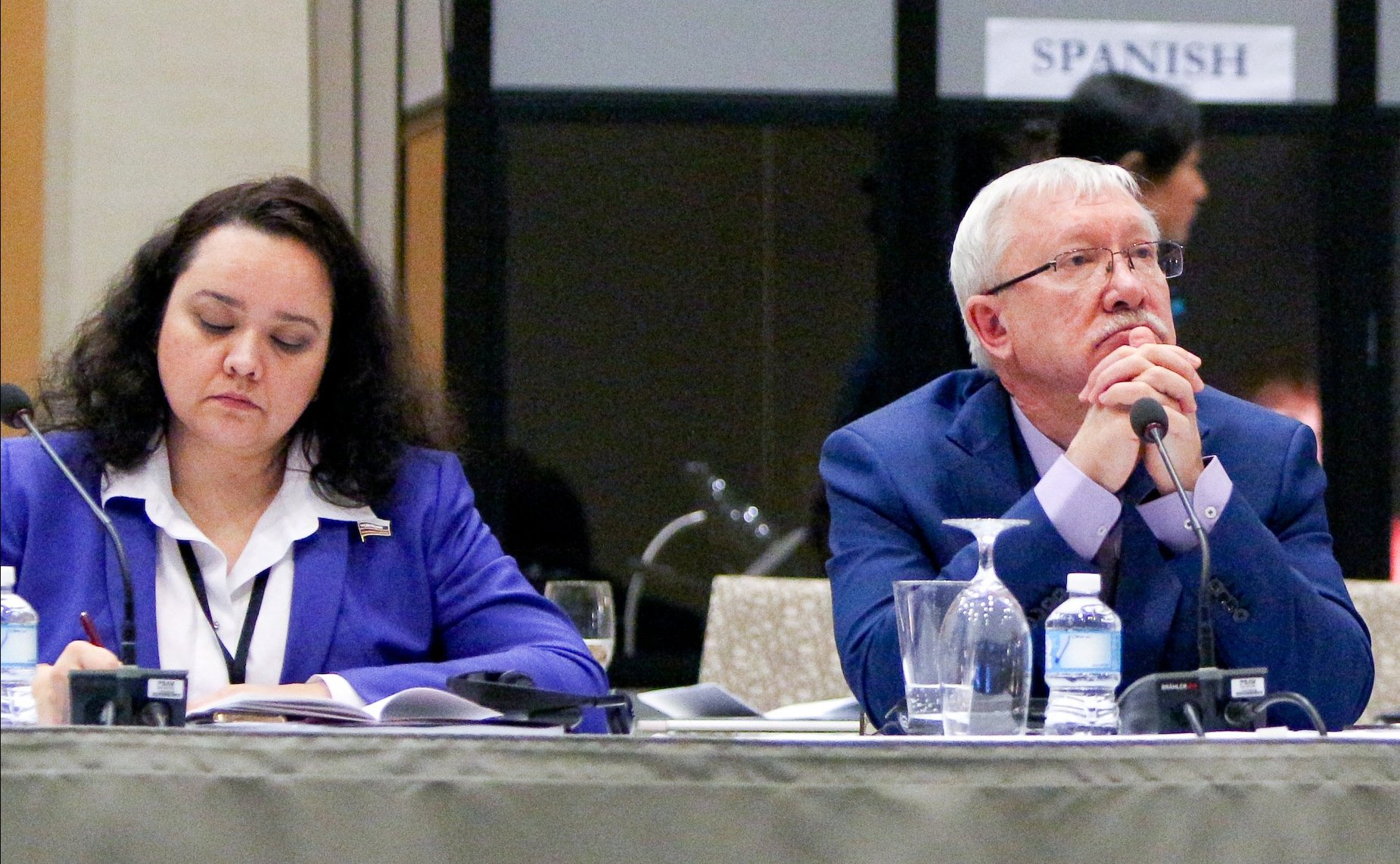 А. Отке и О. Морозов на 24-й сессии АТПФ в Ванкувере (Канада)