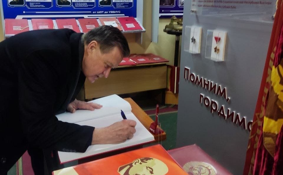 Сергей Рябухин в ходе рабочей поездки в Ульяновскую область посетил Межвидовой региональный центр войск связи