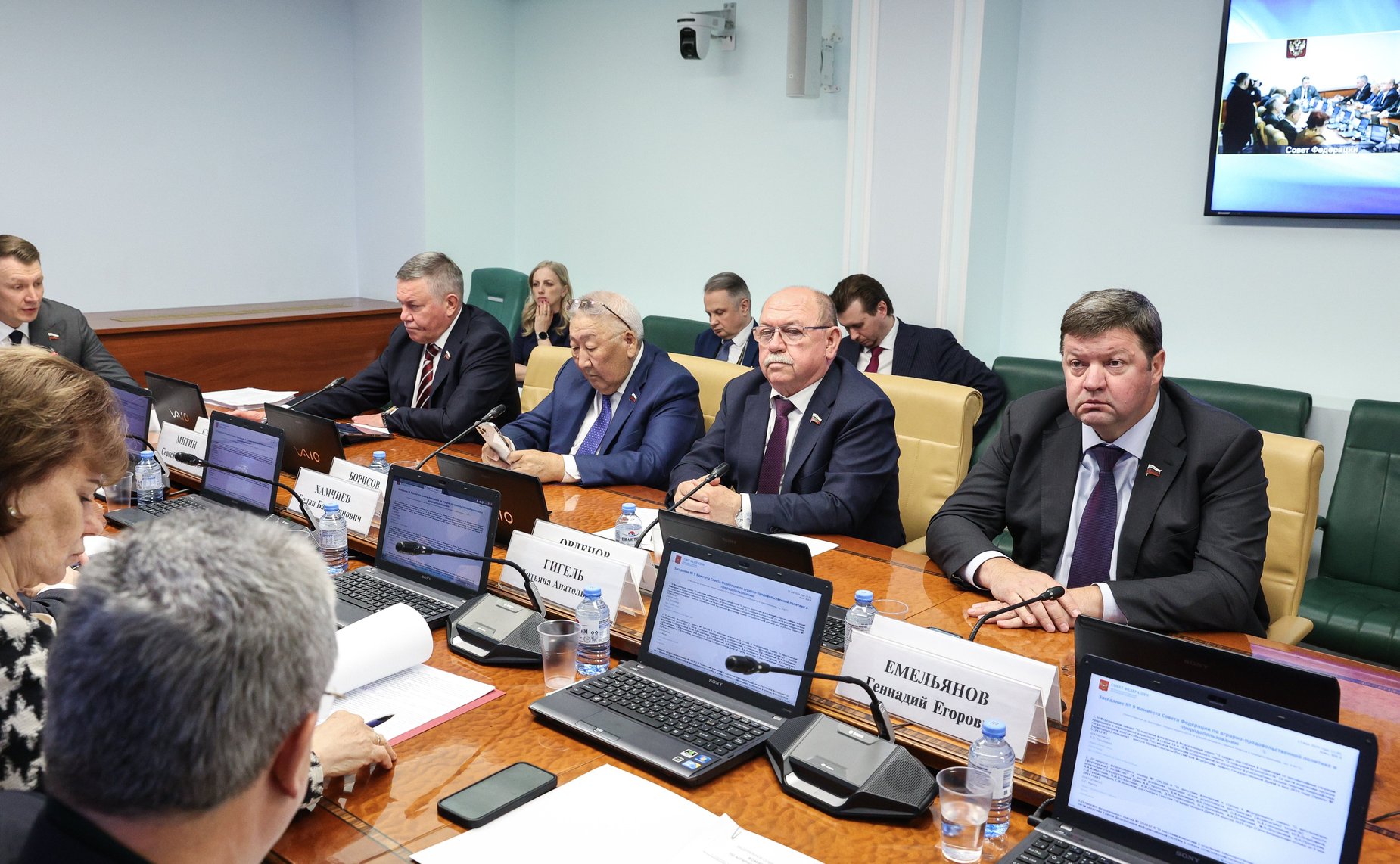 Заседание Комитета Совета Федерации по аграрно-продовольственной политике и природопользованию
