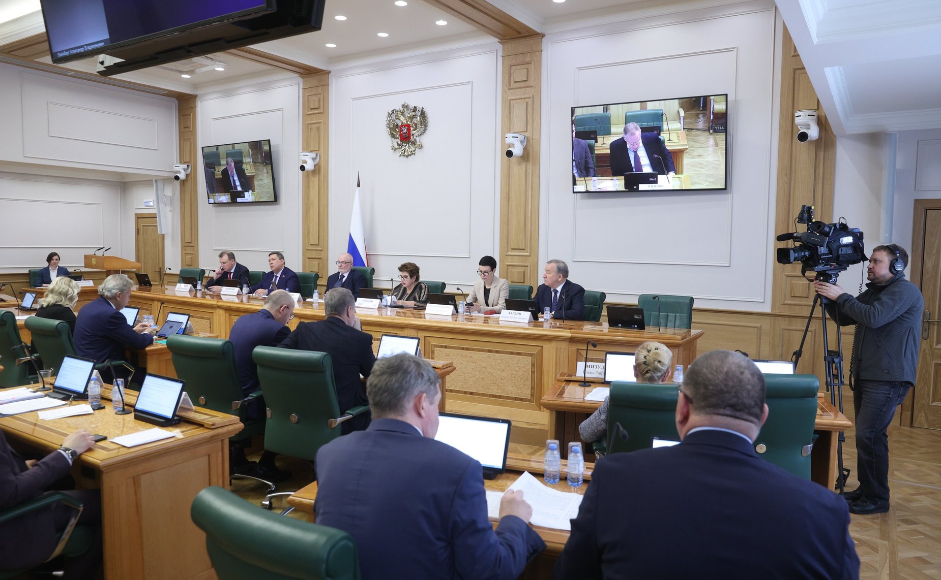 Заседание Комитета СФ по конституционному законодательству и государственному строительству