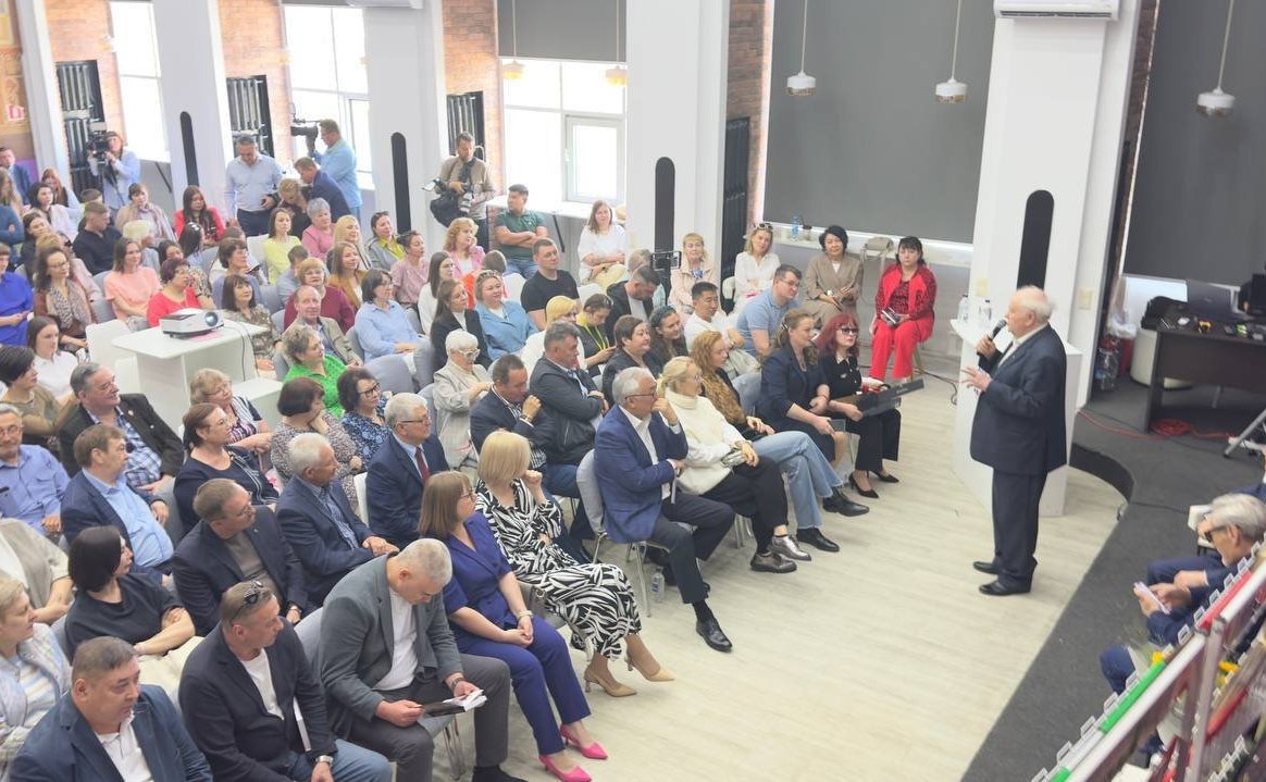 Баир Жамсуев принял участие в культурных мероприятиях, прошедших в рамках XII Забайкальского международного кинофестиваля