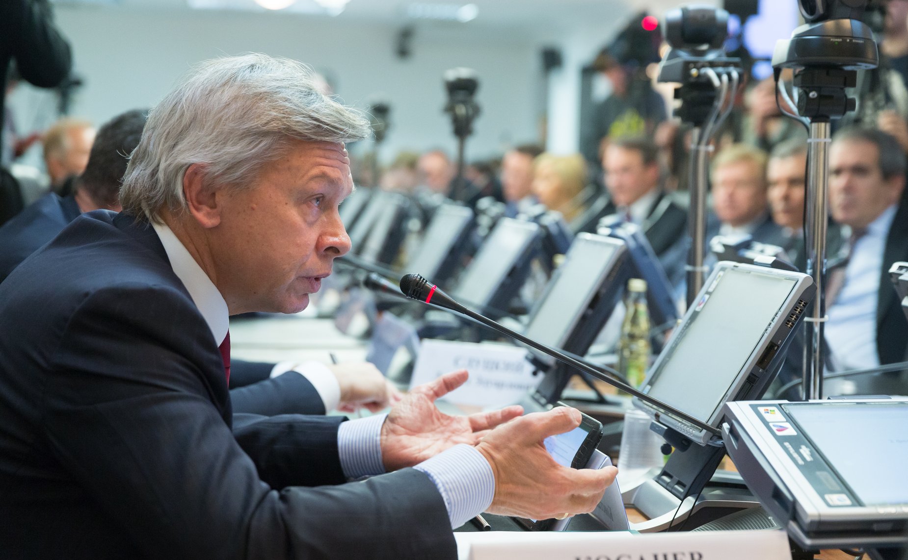 А. Пушков Заседание Комитета Совета Федерации по международным делам