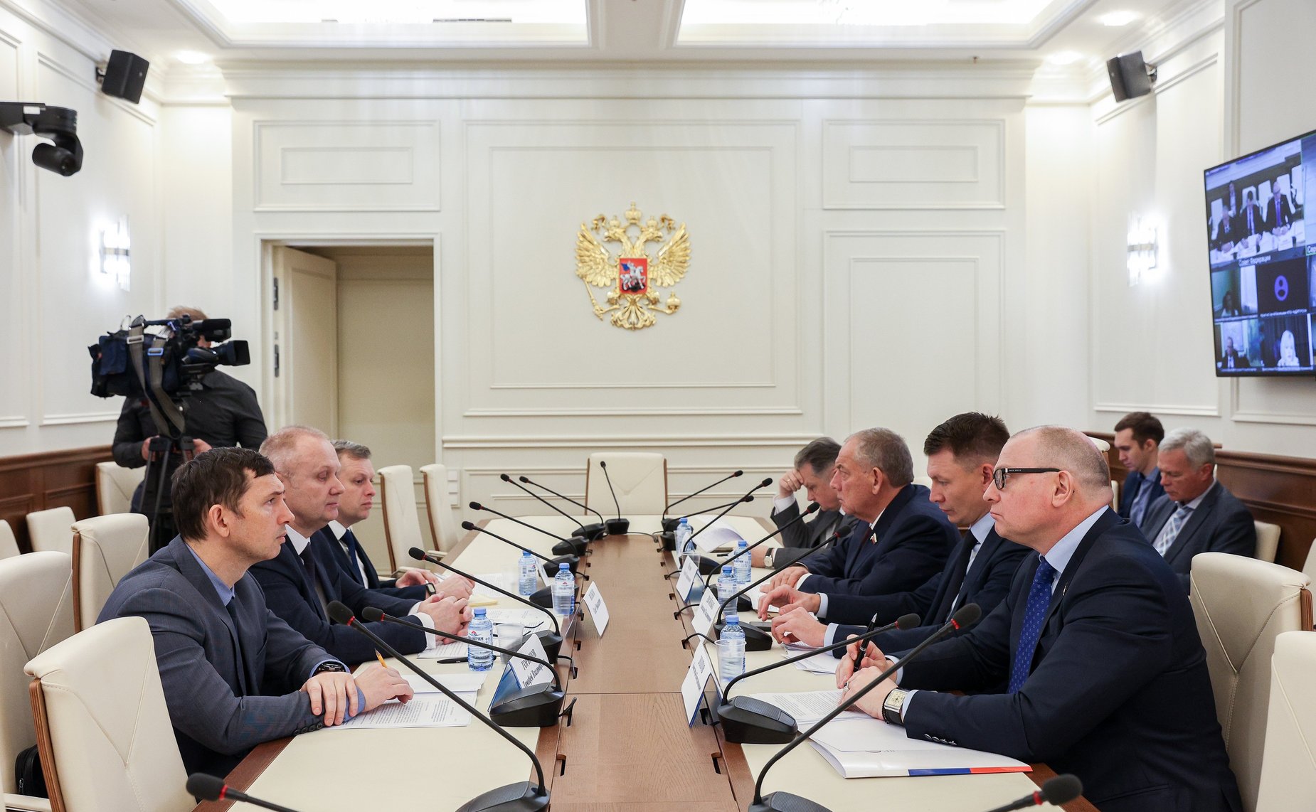 Совещание о проведении на территории Мурманской области эксперимента по вовлечению в коммерческий оборот уловов водных биологических ресурсов, добытых гражданами при осуществлении любительского рыболовства