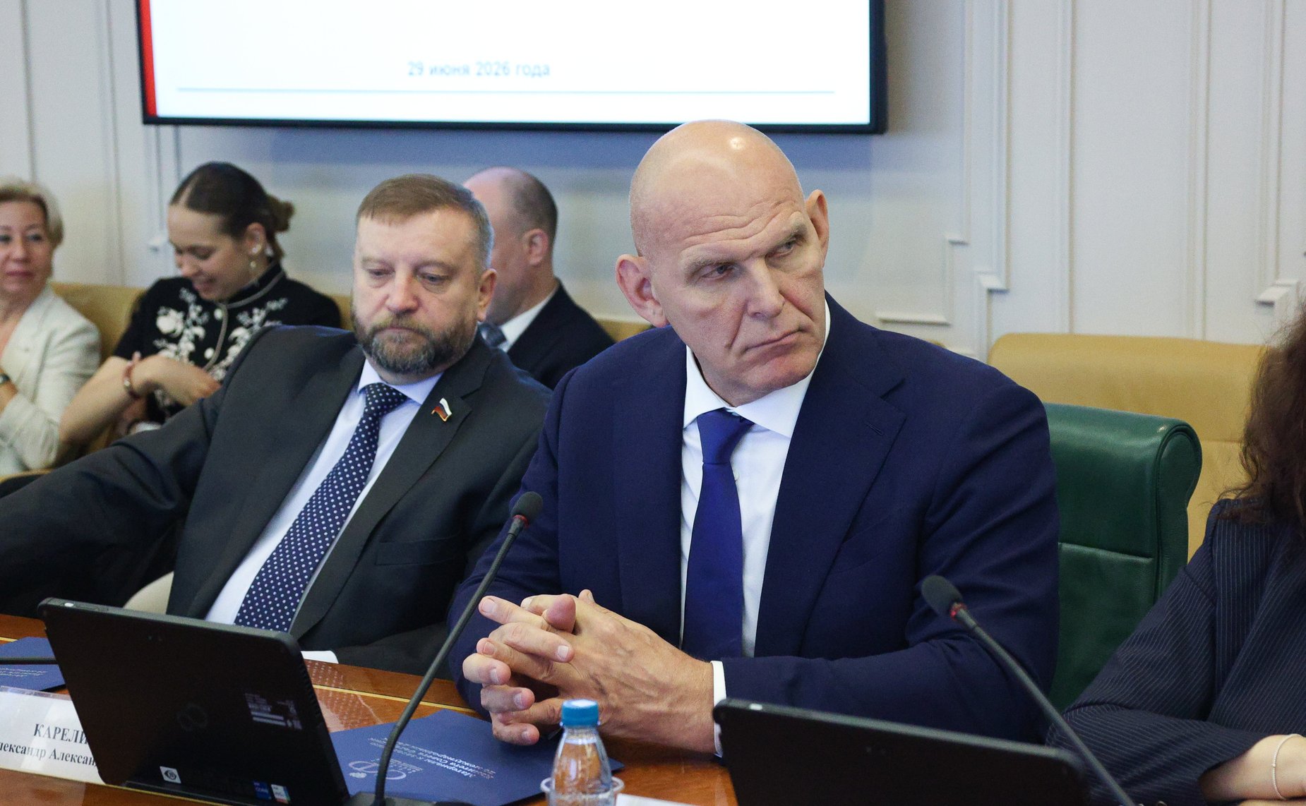 Александр Карелин